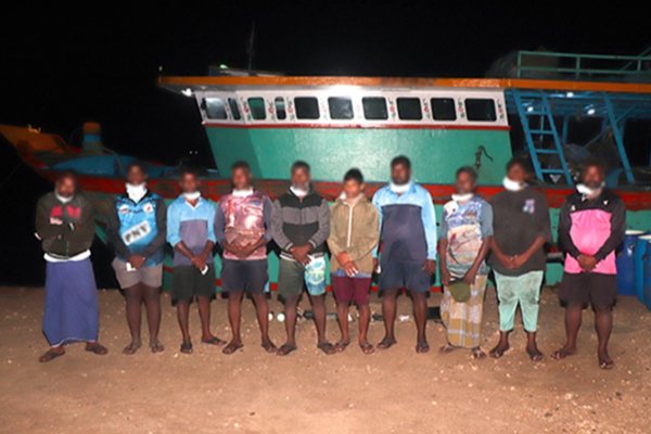 மோடியின் வருகையையொட்டி  11 இந்திய மீனவர்கள் அவசரமாக விடுவிப்பு.