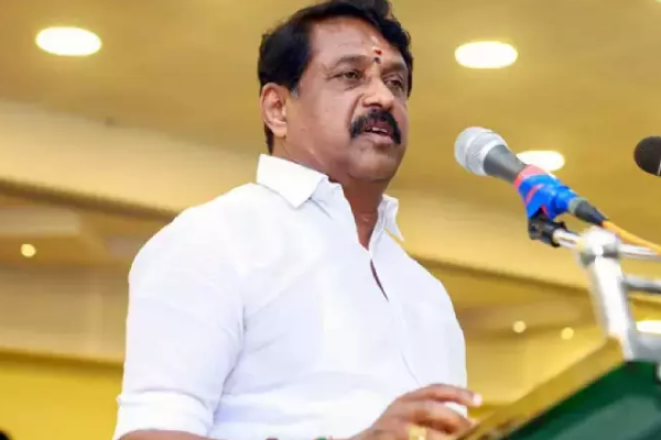 தமிழ்நாடு பாரதிய ஜனதா கட்சியின் தலைவராக நயினார் நாகேந்திரன் போட்டியின்றி தேர்வு