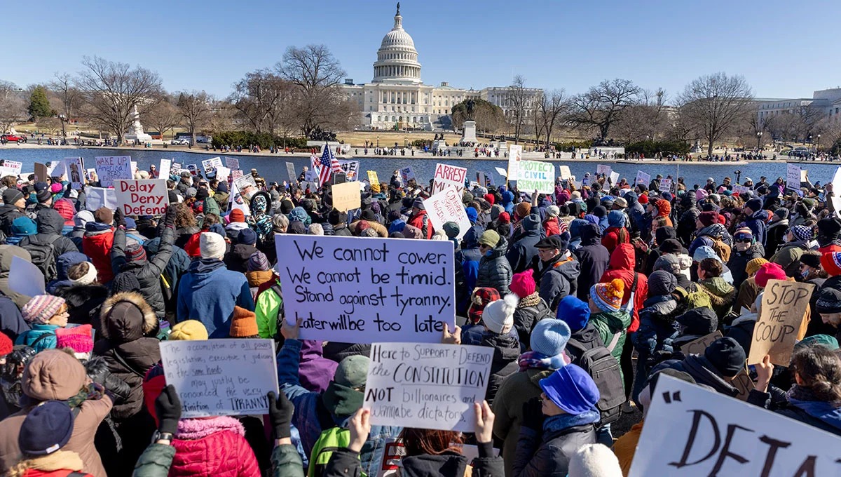 அமெரிக்காவில் ‘Trump Go Home ஆர்ப்பாட்டங்கள் வெடித்துள்ளன.. அனைத்து மாகாணங்களிலும் மக்கள் எதிர்ப்புகள்..