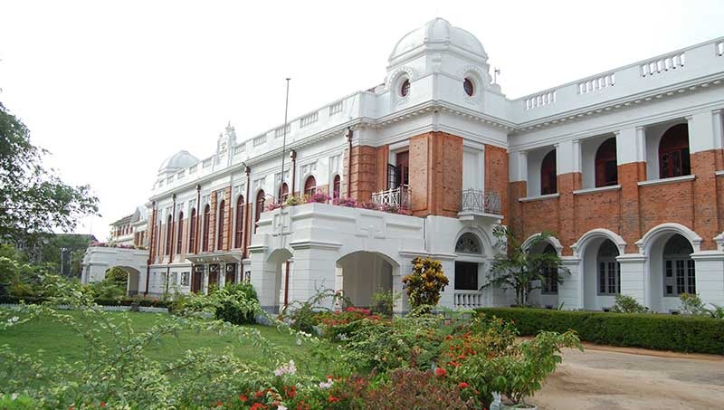 றோயல் கல்லூரிக்கு புதிய அதிபர் நியமனம்