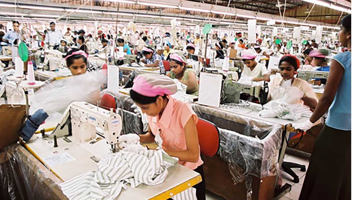 அமெரிக்காவில் இலங்கையின் ஆடை வரி 50%-76% வரை உயர்வு.. வாங்குபவர்கள்  ஓடர்களை நிறுத்துகின்றனர்…