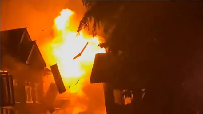 பஹல்காம் தாக்குதலில் ஈடுபட்டதாக சந்தேகிக்கப்படுபவர்களின் வீடுகள் குண்டு வைத்து தகர்ப்பு!