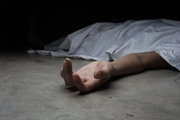 யாழ். தெல்லிப்பளையில்   மகளிர் இல்லத்தில் யுவதி உயிர்மாய்ப்பு!