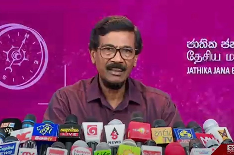 எதிர்க்கட்சிகளைத் திரும்பிப் பார்க்கமாட்டோம்  தேசிய மக்கள் சக்தி தெரிவிப்பு.