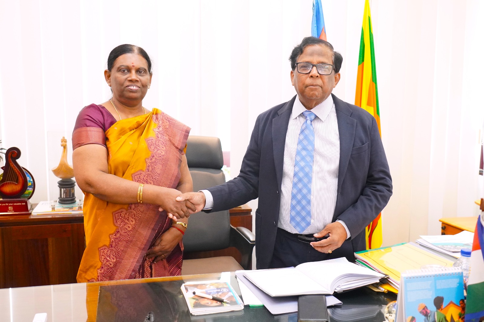 வடக்கு மாகாண ஆளுநருடன் புதிய பிரதம செயலர் சந்திப்பு.