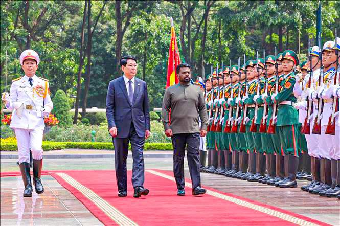 வியட்நாம் ஜனாதிபதியால் அநுரவுக்கு அமோக வரவேற்பு  – இரு தரப்பு பேச்சுகளும் முன்னெடுப்பு.