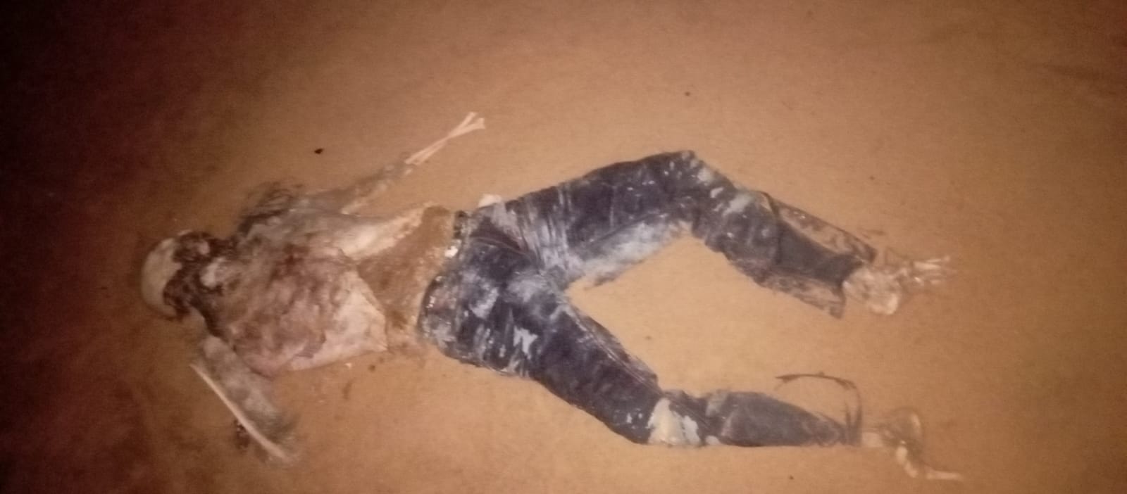 மன்னாரில் உருக்குலைந்த நிலையில் கரை ஒதுங்கிய ஆண் ஒருவரின் சடலம்.