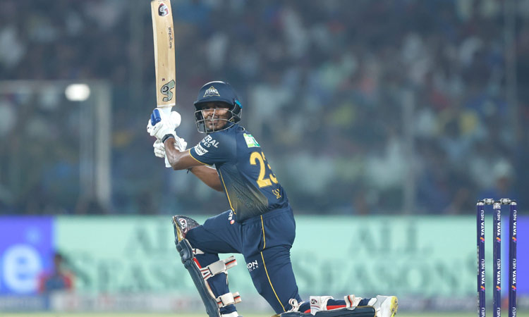 இங்கிலாந்துக்கு எதிரான இந்திய டெஸ்ட் அணியில் தமிழக வீரர் சாய் சுதர்சன் தேர்வு.