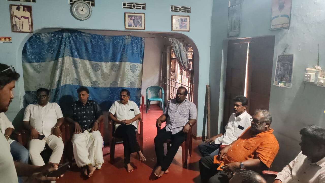 வவுனியாவில் ரெலோவின் உயர்மட்டக் கலந்துரையாடல்.