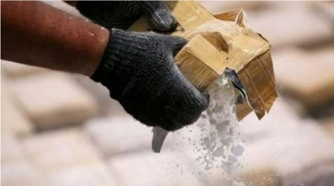 நாட்டின் பெரிய மருத்துவமனை CEO போதைக்கு அடிமை: ரூ.1 கோடி சொத்தை விற்று கொகைன் வாங்கிய அதிர்ச்சி சம்பவம்