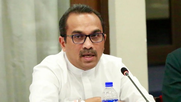 எவ்வழியாலும் கொழும்பின் அதிகாரத்தை சஜித் அணியினர் கைப்பற்றவே முடியாது!  – அடித்துக் கூறுகின்றார்  அமைச்சர் பிமல் ரத்நாயக்க.