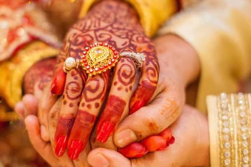 “கொரோனா தடுப்பூசி போடாத பெண் தேவை”: வைரலாகும் திருமண விளம்பரம்!