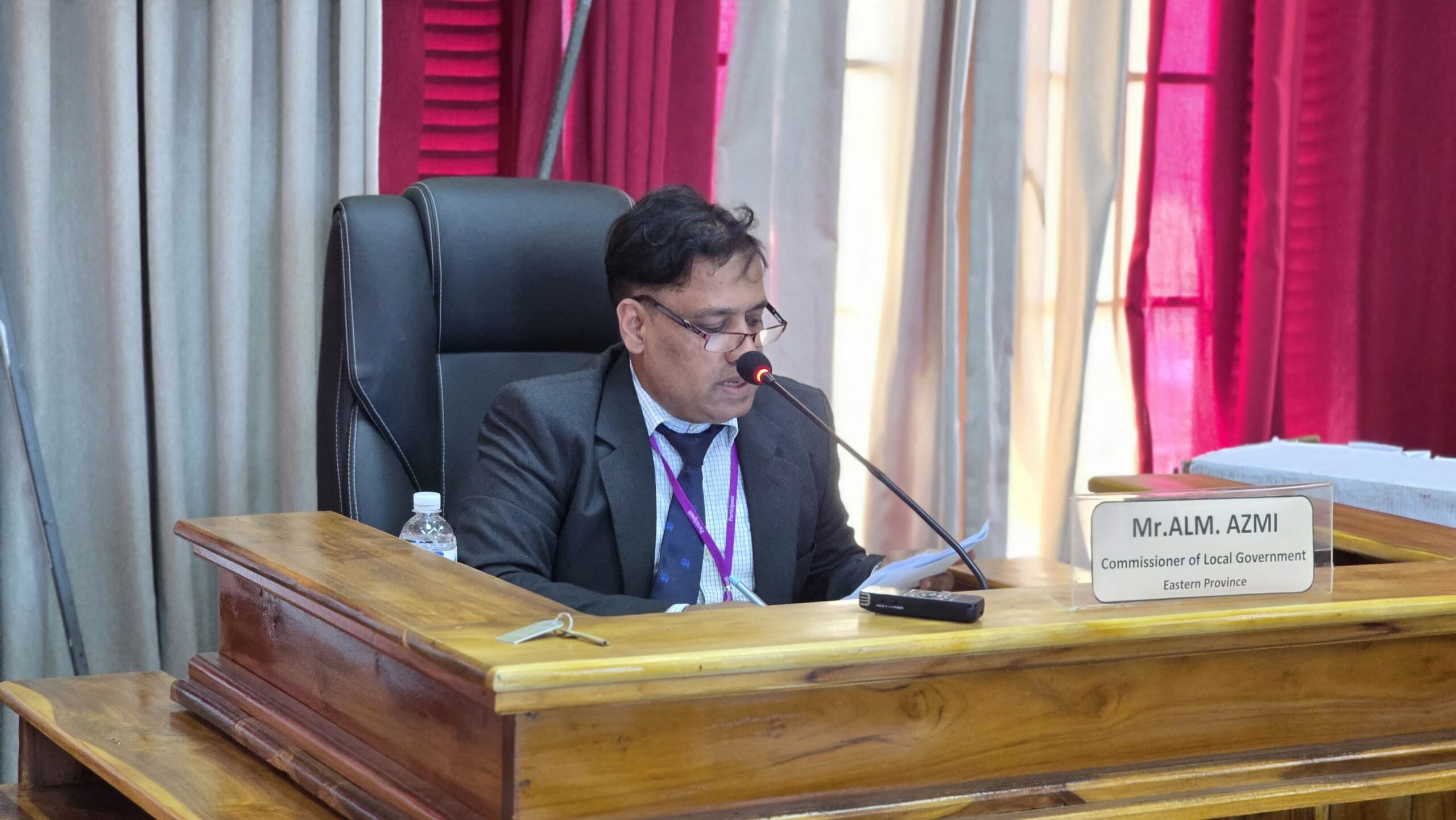 காரைதீவு பிரதேச சபை மீண்டும் தமிழரசு வசம்  – தவிசாளராக பாஸ்கரன் தெரிவு.