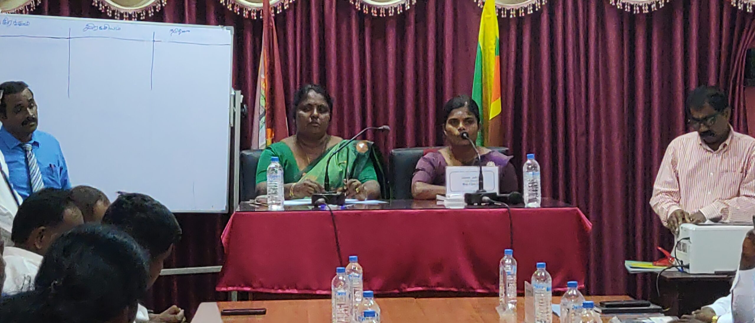 வவுனியா வடக்கு பிரதேச சபையை இன்று கைப்பற்றிய தமிழரசுக் கட்சி  – தவிசாளராக திருநாவுக்கரசு கிருஸ்ணவேணி தெரிவு.