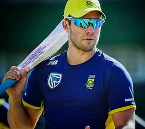 ஸ்ரேயாஸ் ஐயர் விளையாடிய ஒரு ஷாட் நூற்றாண்டின் சிறந்த ஷாட் என ஏபி.டிவில்லியர்ஸ் பாராட்டு.