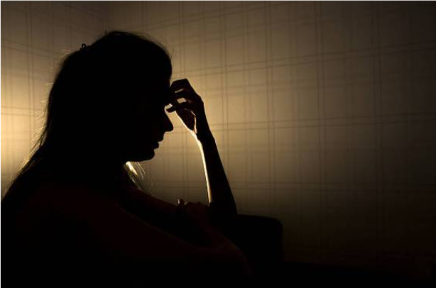 “வாழ விருப்பமில்லை” கடிதம்: 21-வது மாடியில் இருந்து குதித்து ஐடி பெண் ஊழியர் தற்கொலை