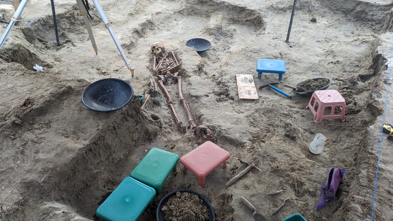 செம்மணியில் மனிதப் புதைகுழியில் மேலும் 3 எலும்புக்கூடுகள் இன்று அடையாளம்! – அவற்றில் ஒன்று கைக்குழந்தையுடையது.