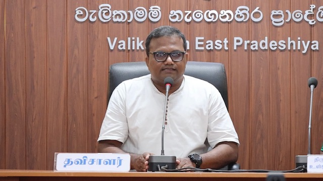 பரபரப்பான முத்தரப்புப் போட்டியில்  வலிகாமம் கிழக்கு பிரதேச சபையை கைப்பற்றியது ‘சங்கு’ – ‘சைக்கிள்’ அணி.