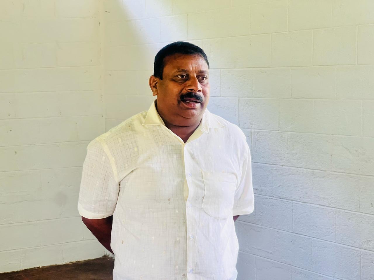 கரைச்சி பிரதேச சபையின் தவிசாளர்  வேளமாலிகிதனைக் கட்சியிலிருந்து நீக்குவதற்குத் தமிழரசு பரிசீலனை!