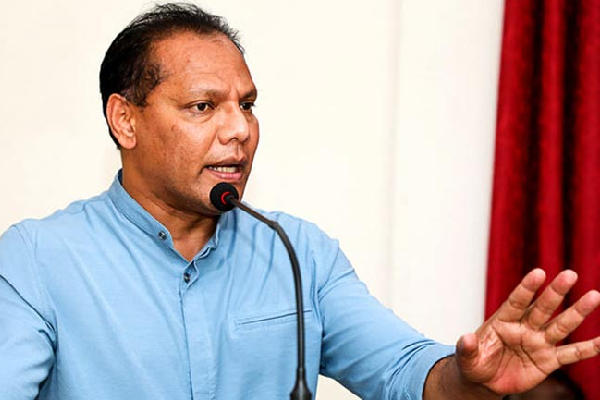 323 கொள்கலன்கள் விடுவிக்கப்பட்ட விவகாரம்:  அமைச்சர் பிமல் ரத்நாயக்கவை உடன் கைது செய்து விசாரிக்குக!