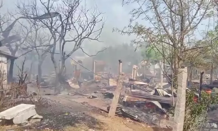 திருப்பூர் சிலிண்டர் வெடிப்பு: 42 வீடுகள் தரைமட்டம்; தொழிலாளர்கள் உடைமைகளை இழந்தனர்