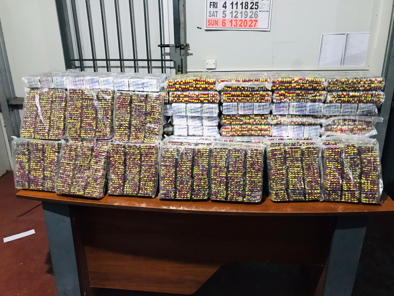 2 இலட்சம் போதை மாத்திரைகள் விசேட அதிரடிப் படையால் மீட்பு!