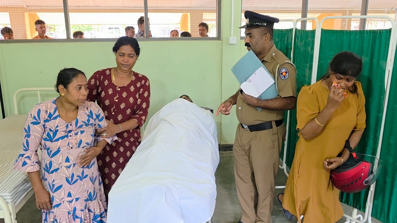 திருமலையில் யானை தாக்கி குடும்பஸ்தர் ஒருவர் மரணம்!