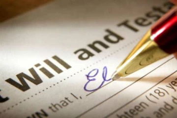 அளவற்ற பாசத்தின் காரணமாக சமையல்கார பெண்ணின் பேத்திக்கு 11 ஆண்டுகளுக்கு முன்பு சொகுசு பங்களாவை எழுதி வைத்த இன்ஜினியர்