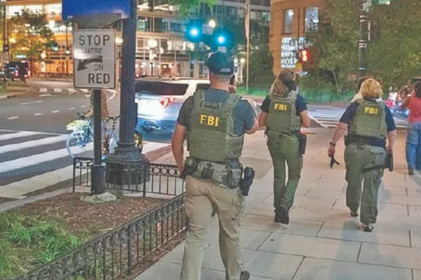 அமெரிக்காவில் அதிர்ச்சி: பாலியல் தொழிலுக்காக சிறுமிகளை கடத்திய 5 இந்தியர்கள் கைது!