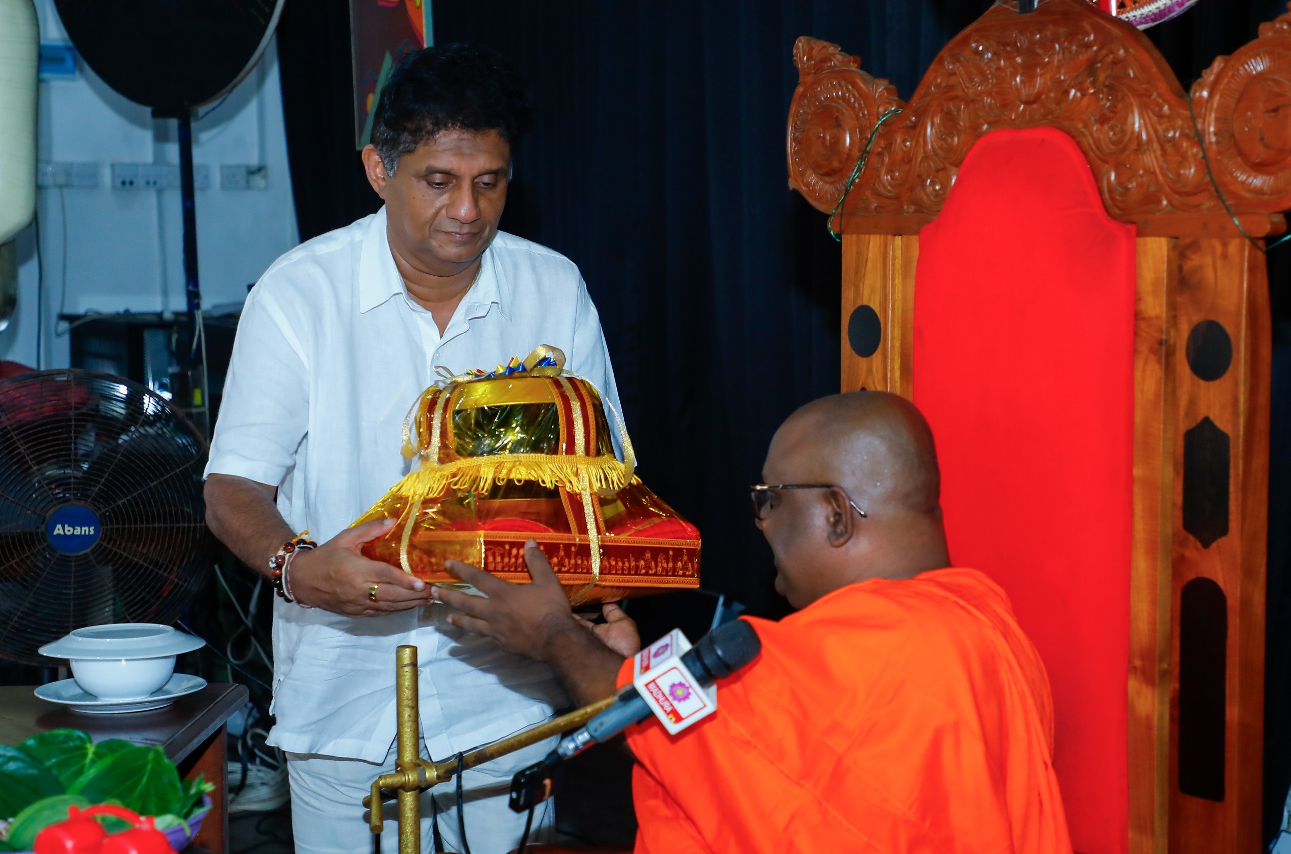 நிகினி போயா தின தர்ம போதனை நிகழ்வு.