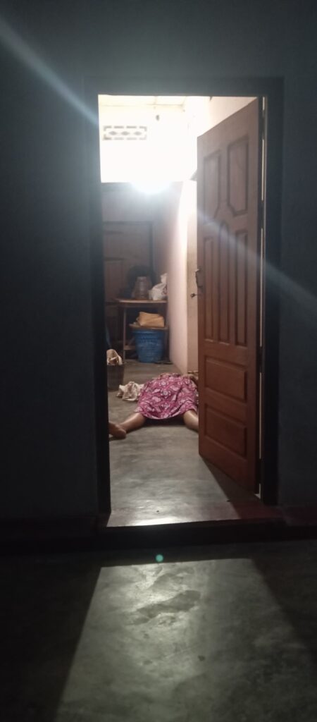 கிளிநொச்சியில் பெண்ணொருவர் இனந்தெரியாத நபர்களால் கொலை.