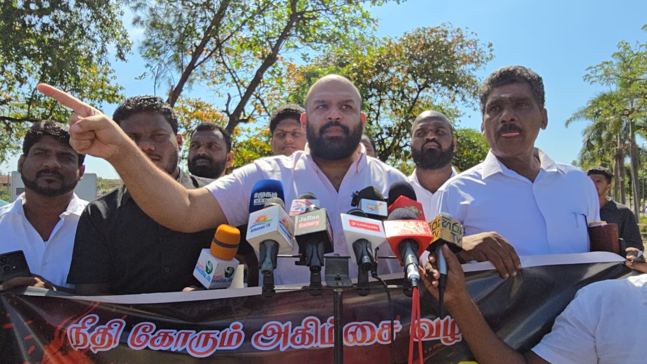 மட்டக்களப்பில் நீதி கோரி கவனவீர்ப்புப் போராட்டம்.