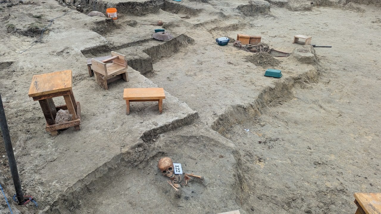 செம்மணியில் சி.ஐ.டி.யிடம்  காணாமல் ஆக்கப்பட்டோரின் உறவினர்கள் வாக்குமூலம்!