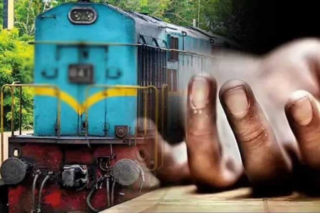 ரயிலில் மோதி வயோதிபர் ஒருவர் பலி!