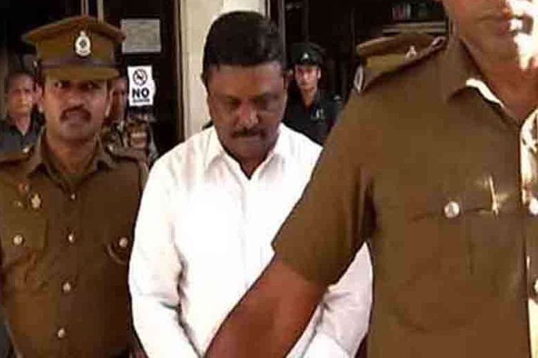 குடிவரவு, குடியகல்வு கட்டுப்பாட்டாளர் நாயகத்துக்கு நீதிமன்ற அவமதிப்பு வழக்கில் 3 ஆண்டுகள் சிறை!