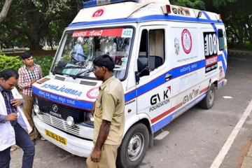 குடும்பத் தகராறில் கோரச் சம்பவம் – விஷம் குடித்து தற்கொலைக்கு முயன்றவர் ; காப்பாற்ற வந்த தம்பியை வெட்டிக்கொன்ற கொடூரம்