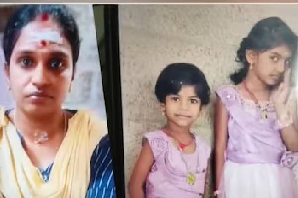 நெஞ்சை உலுக்கும் சோகம்: கரூர் தவெக நெரிசலில் தாய், 2 மகள்கள் உட்பட ஒரே குடும்பத்தில் 3 பேர் பலி.