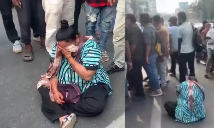 2 பானிபூரிக்கு நடந்த போராட்டம்: சாலையில் அமர்ந்து தர்ணா செய்த பெண்!