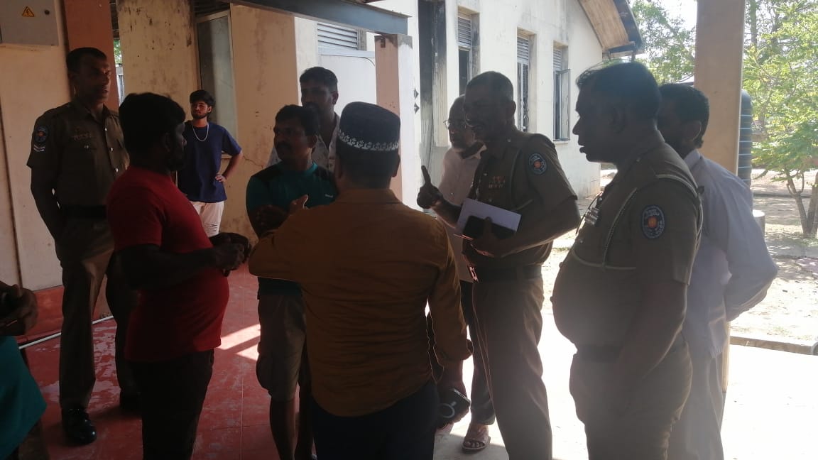 தம்பலகாமத்தில் பட்டாசு வெடித்து குடும்பஸ்தர் பலி!