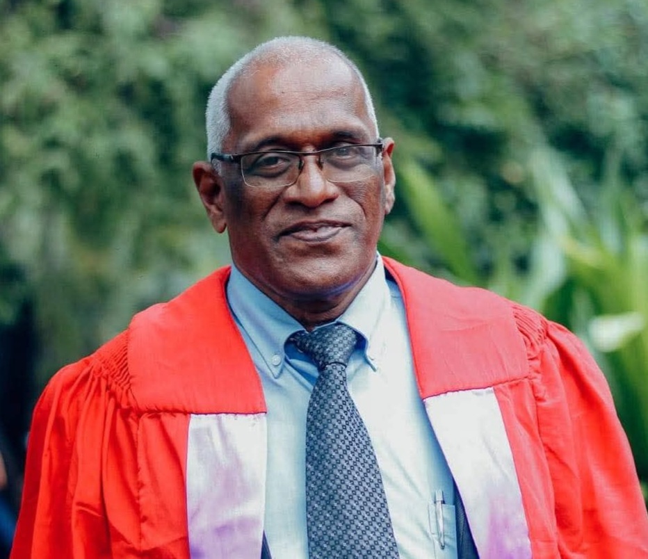 பொறியியல் துறையில் சிரேஷ்ட பேராசிரியராப் பதவி உயர்வு!