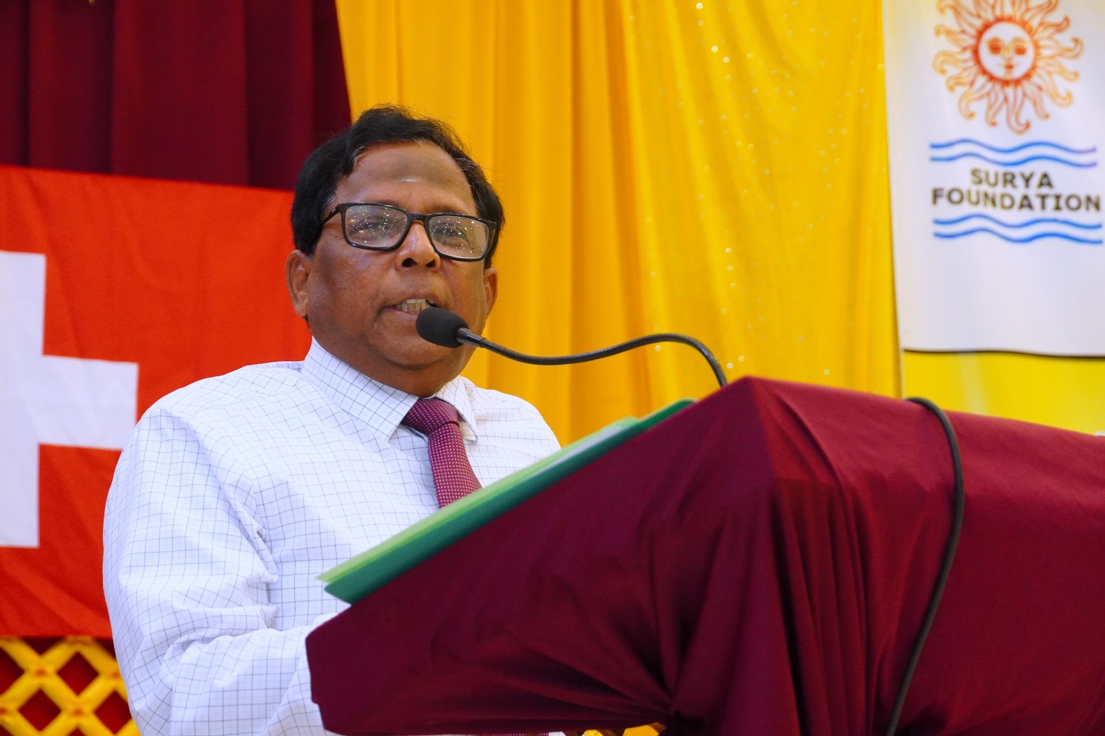 சிங்களத்தைக் கற்பதால் ஒருபோதும்   நாம் குறைந்துவிடப் போவதில்லை!