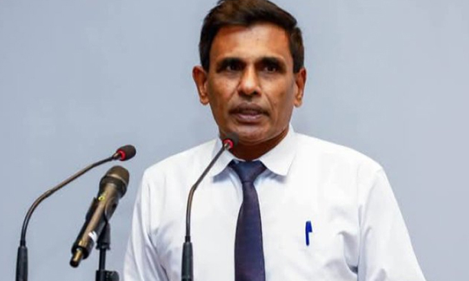 பொதுமக்கள் பாதுகாப்பு அமைச்சருக்கு எதிராக கட்டாயம் பிரேரணை முன்வைக்கப்பட வேண்டும்  – இப்படி மொட்டுக் கட்சி வலியுறுத்து.