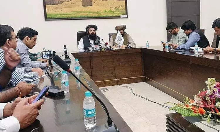 டெல்லியில் தலிபான் மந்திரி பத்திரிகையாளர் சந்திப்பு: பெண் நிருபர்களுக்கு அனுமதி மறுப்பு – பெரும் சர்ச்சை!