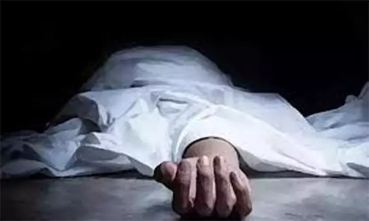 டெல்லியில் திடுக்கிடும் கொலை: லிவ்-இன் காதலரை எரித்துக் கொன்ற காதலி; முன்னாள் காதலனுடன் கூட்டு சதி!