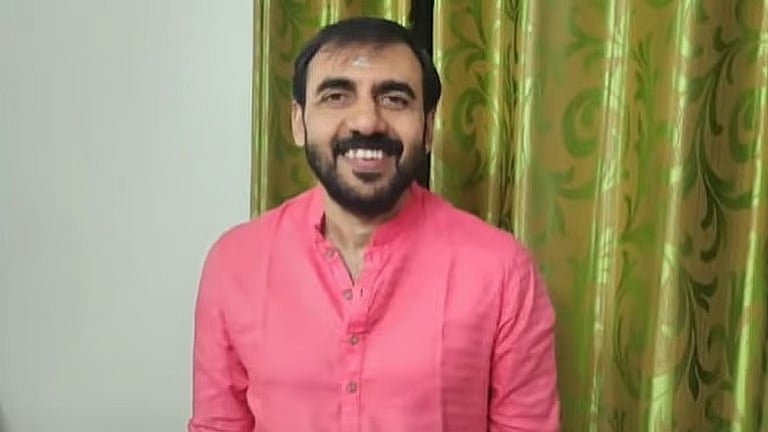 சபரிமலை தங்கக் கவச மோசடி வழக்கு: முக்கியக் குற்றவாளி உன்னிகிருஷ்ணன் போற்றி சிறையில் அடைப்பு!