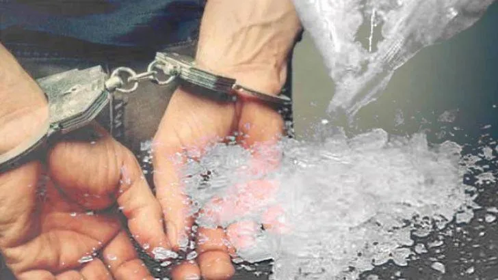 ஐஸ் போதைப்பொருளுடன கிராம அலுவலர் சிக்கினார்!