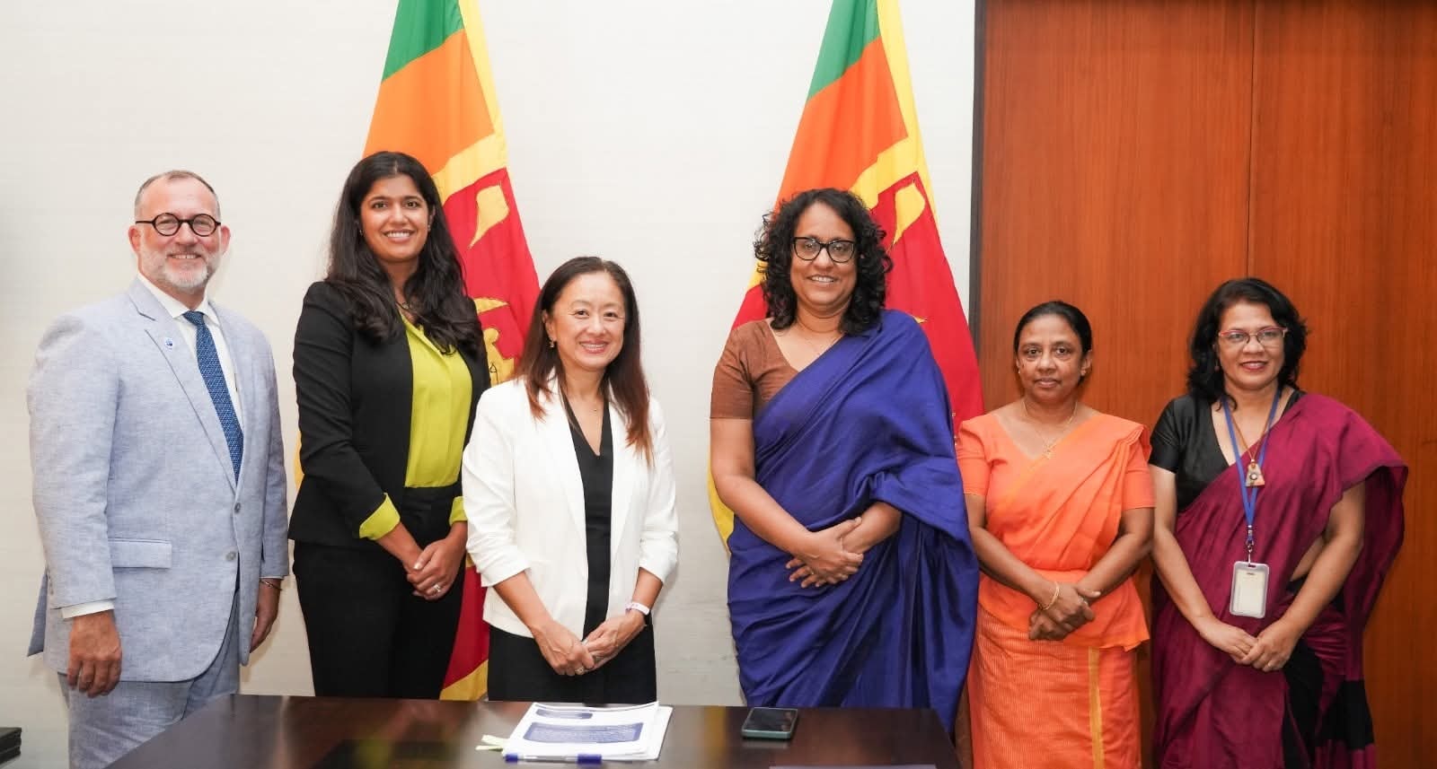 பிரதமர் ஹரிணியுடன் அமெரிக்கத் தூதுவர் சந்திப்பு!