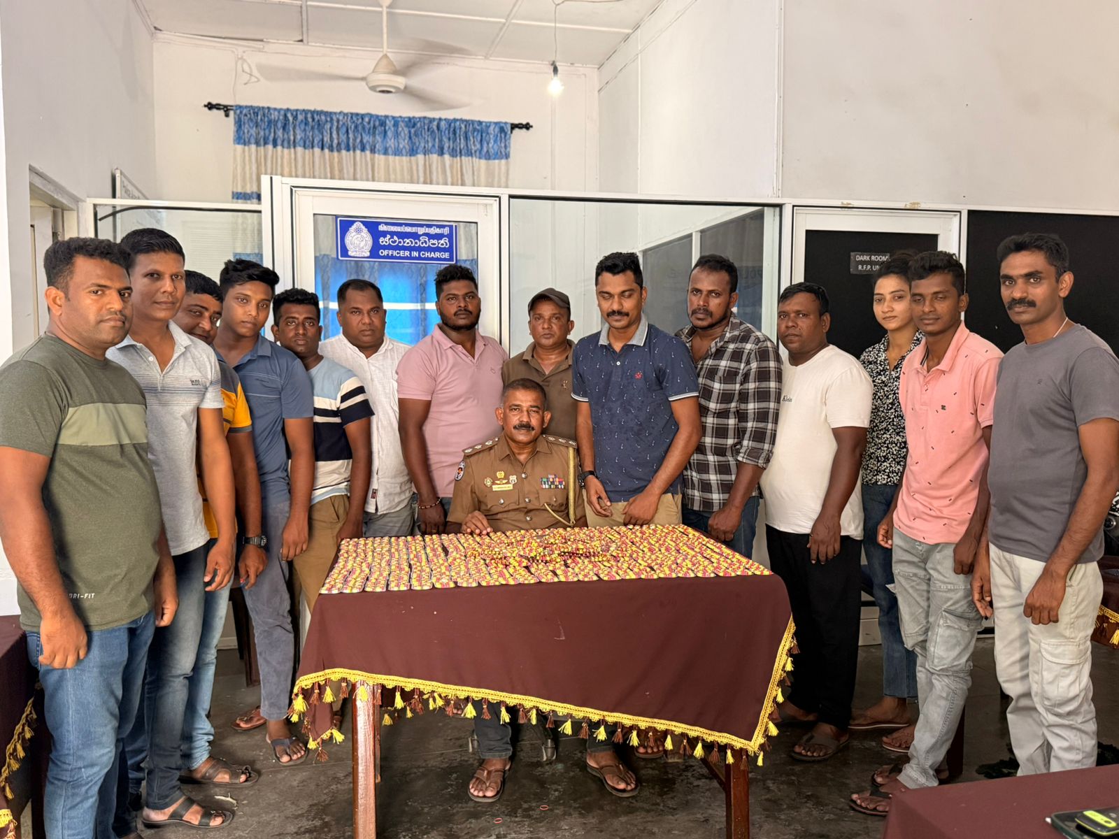 பெருமளவு போதை மாத்திரைகளுடன் யாழில் 2 இளைஞர்கள் சிக்கினார்கள்!