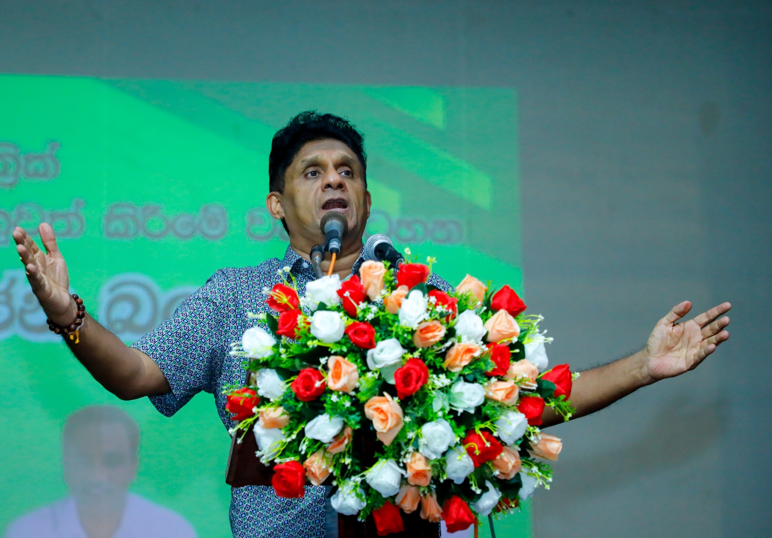 முழுக் கத்தோலிக்க சமூகத்தையும் ஏமாற்றிவிட்டது அநுர அரசாங்கம்!  – ஈஸ்டர் தாக்குதல் தொடர்பான தகவல்களை இந்த அரசும் மறைப்பது ஏன் என்றும் சஜித் கேள்வி.