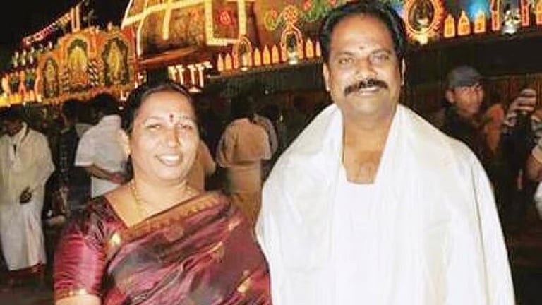 சித்தூர் மேயர் அனுராதா மற்றும் கணவர் மோகன் கொலை வழக்கு: குற்றவாளிகள் 5 பேருக்கு தூக்கு தண்டனை!